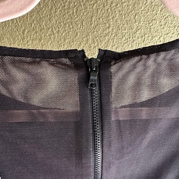 Alice + Olivia Black and White Houndstooth Mini Dress - Picture 4 of 8